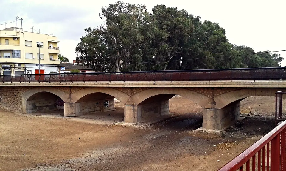 Puente Viejo o de San Francisco sobre la rambla en Fuente Álamo