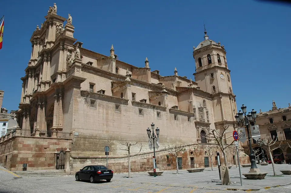 Fachada barroca de la Colegiata de San Patricio de Lorca