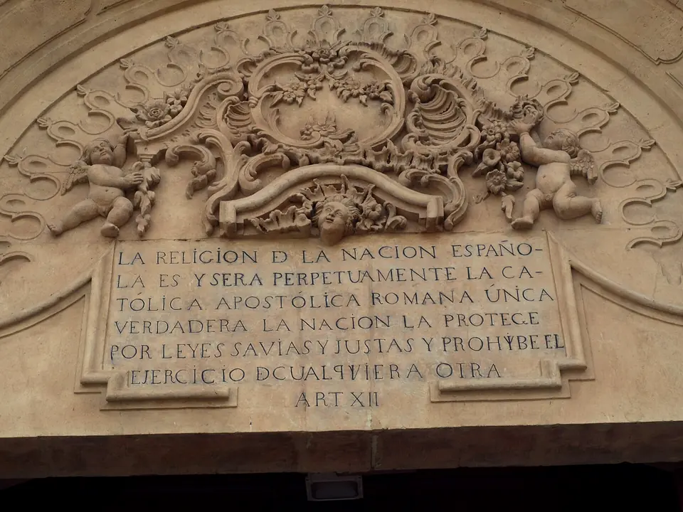 Iglesia de Santiago el Mayor, del siglo XVI, en el centro de Totana